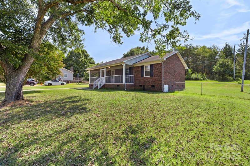 Property image 4 at 4618 Cottonwood Lane, Gastonia, NC 28052