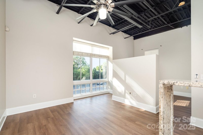 Property image 2 at 3920 Sharon Road, Charlotte, NC 28211