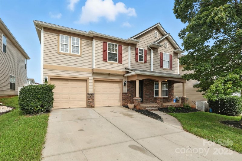 Property image 2 of 107 Ameena Chase Trail in Waterlynn, Mooresville, NC 28117