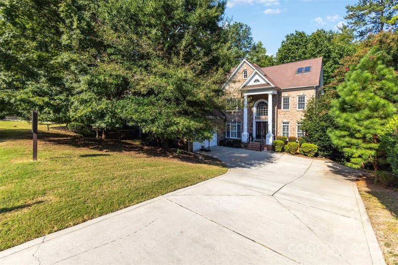 Property image 2 of 16614 Ruby Hill Place in The Palisades, Charlotte, NC 28278