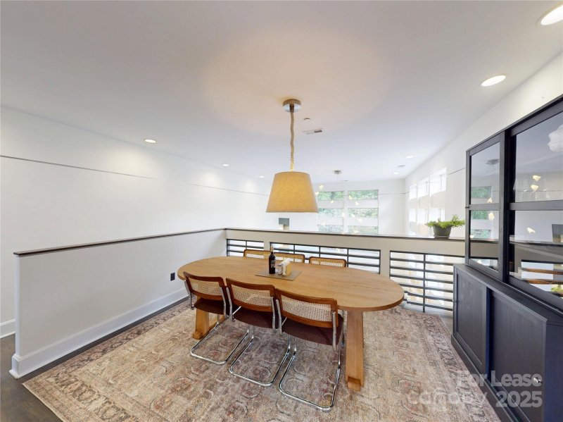 Property image 4 at 420 Queens Road, Charlotte, NC 28207