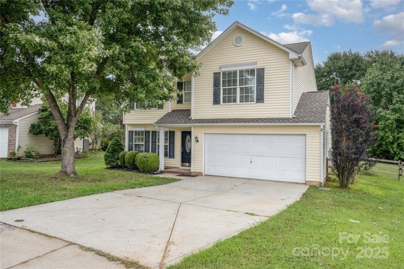 5209 Moonlight Trail