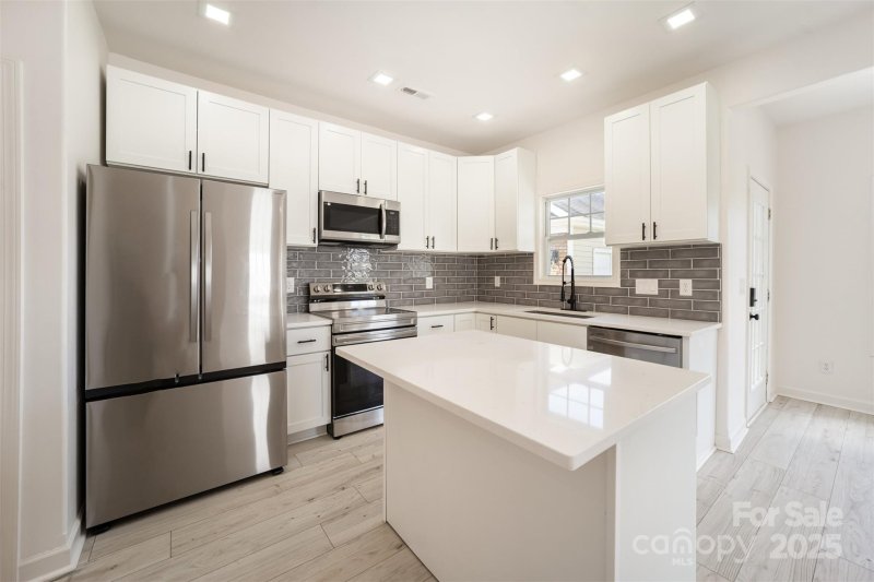 Property image 4 of 9691 Moss Plantation Avenue in Moss Creek Village, Concord, NC 28027