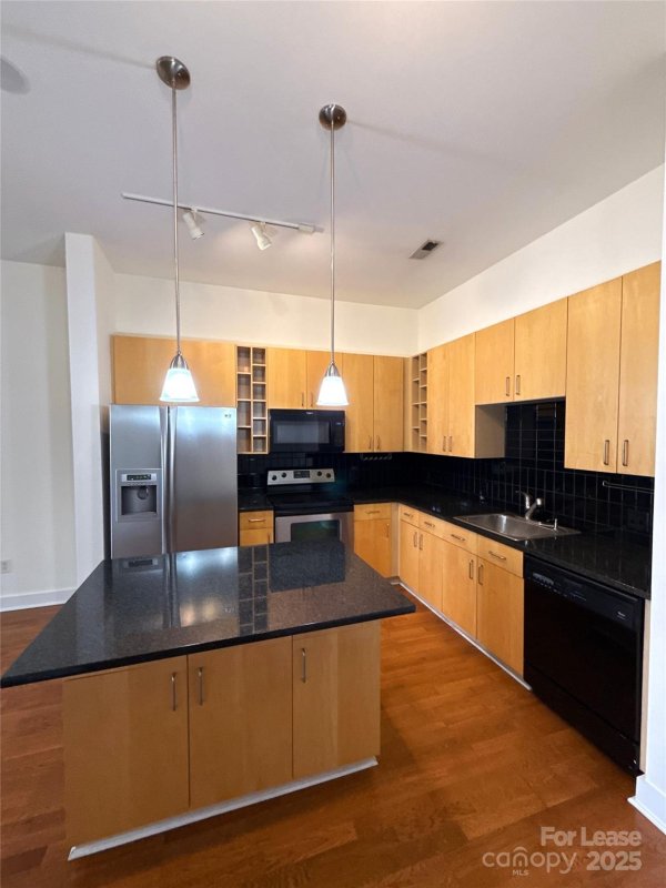 Property image 3 at 714 N Davidson Street, Charlotte, NC 28202