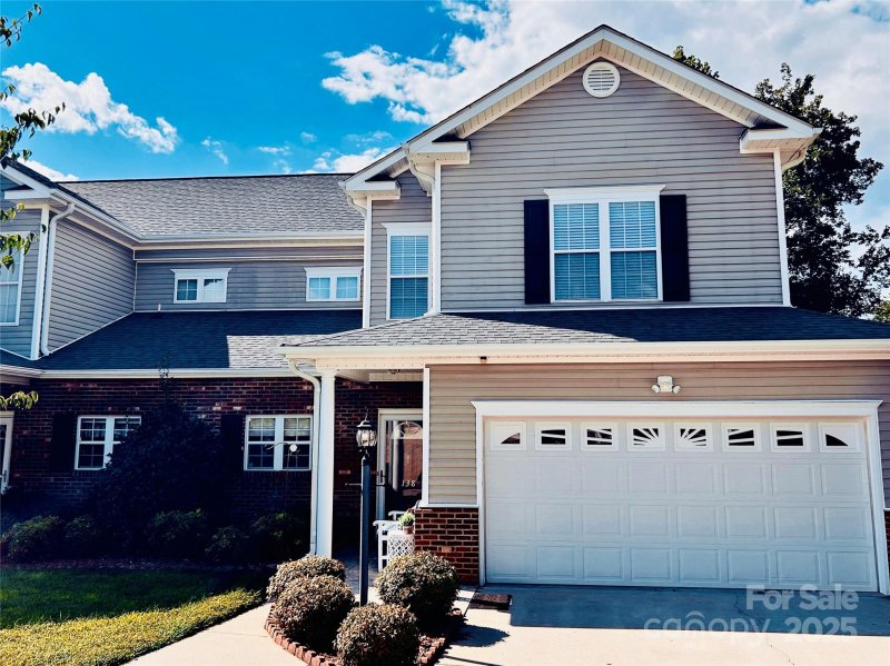 138 Lady Slipper Lane