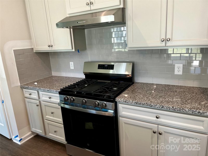 Property image 3 of 1209 Cottage Green Drive in Cottage Green, Monroe, NC 28112