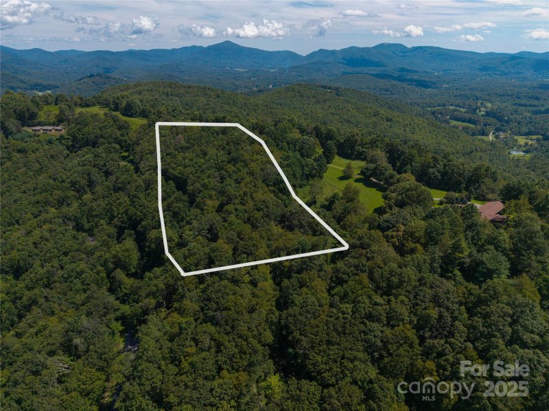 Property image 4 at 27 Casta Way, Asheville, NC 28803