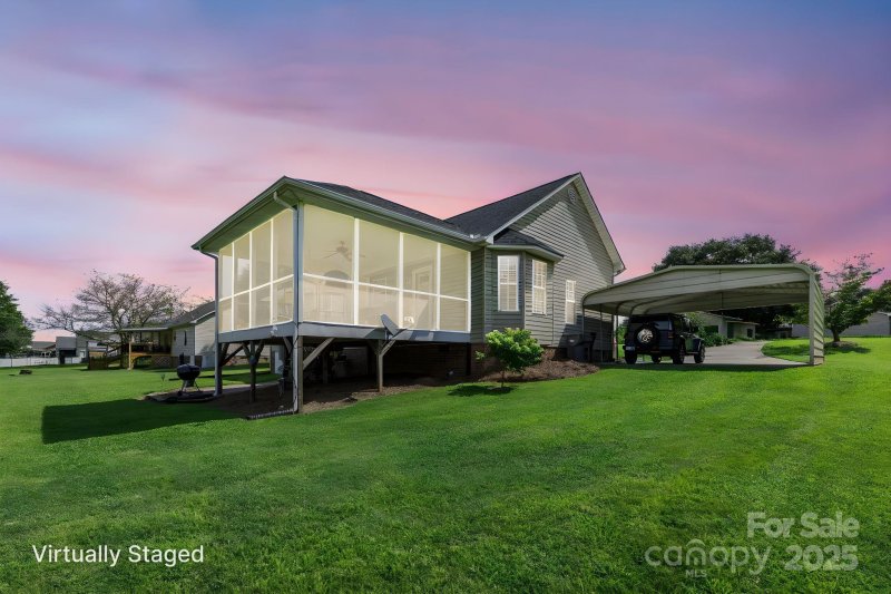 Property image 4 of 111 Summey Barker Drive in Summey Knoll, Dallas, NC 28034