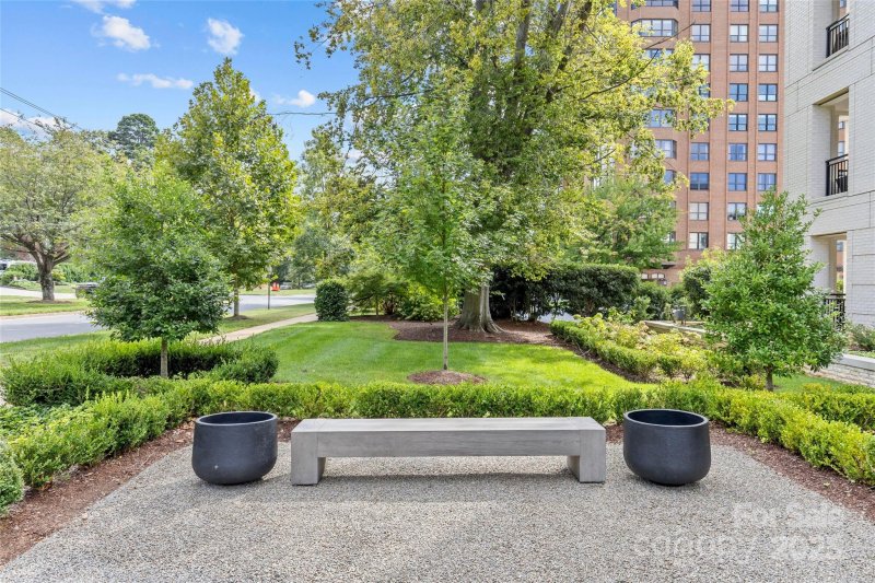 Property image 3 of 1500 Queens Road in Myers Park, Charlotte, NC 28207