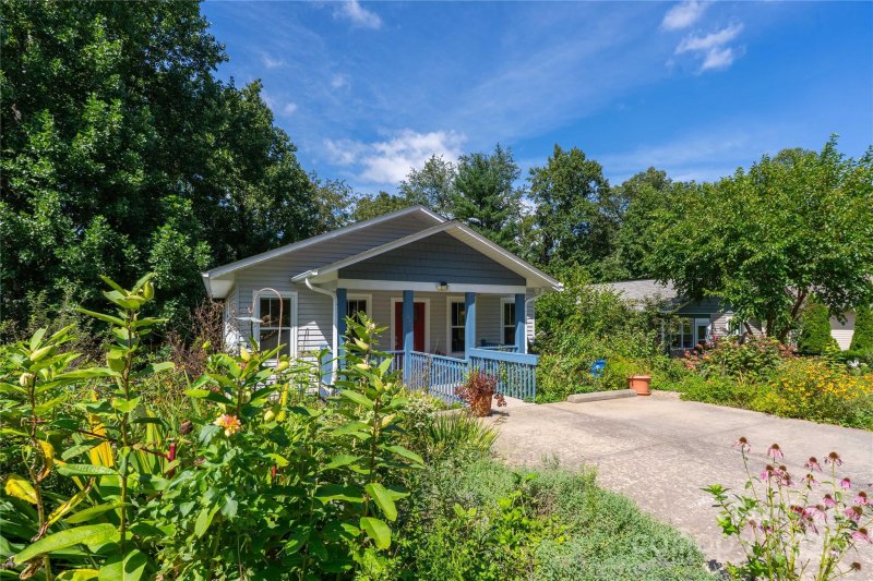 Property image 2 at 132 Warren Haynes Drive, Asheville, NC 28806