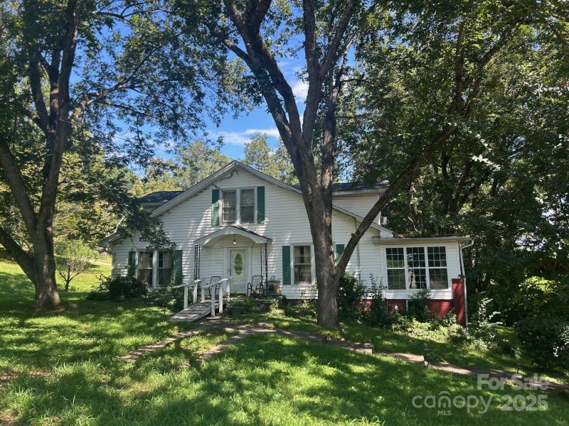 Hilltop, Bessemer City Community