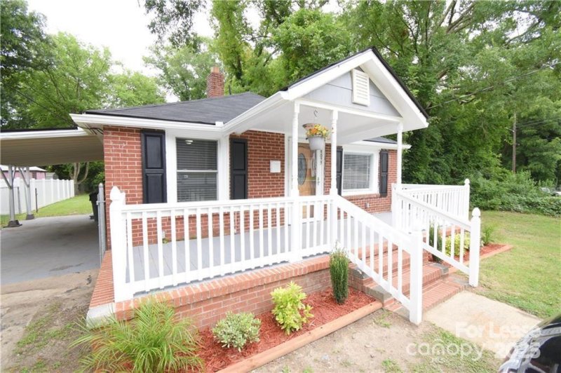 Property image 2 at 1077 Henderson Street, Rock Hill, SC 29730