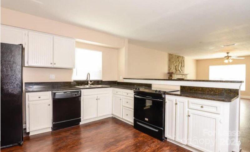 Property image 5 of 000 Main Road in Beverly Woods, Charlotte, NC 28210