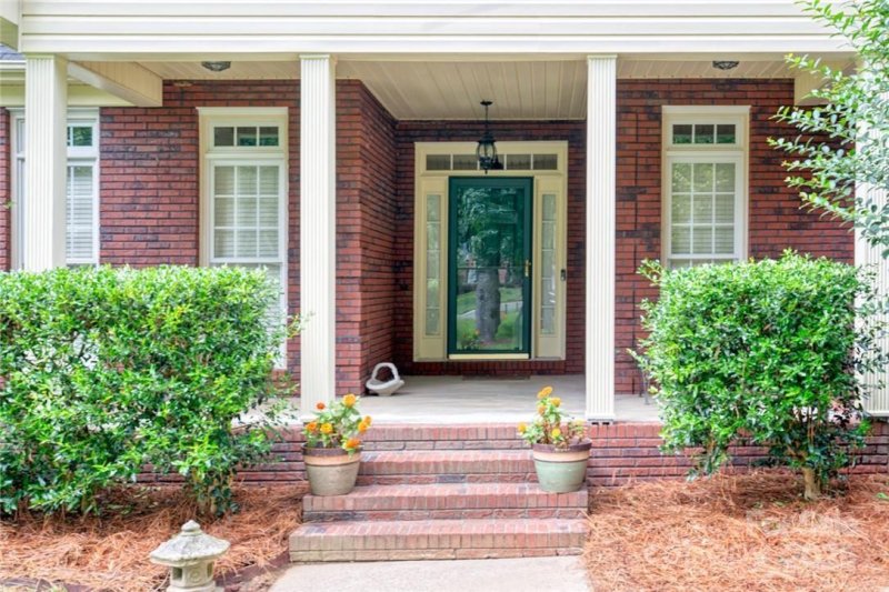 Property image 3 of 3727 Ayrshire Court in Stallings Farm, Harrisburg, NC 28075