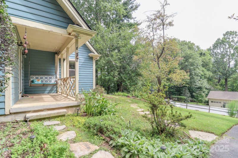 Property image 3 at 165 Indian Woods Trail, Hendersonville, NC 28739