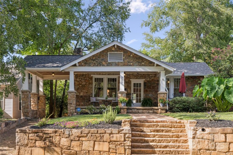 320 Wesley Heights Way