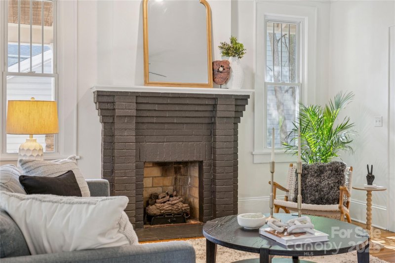 Property image 5 at 320 Wesley Heights Way, Charlotte, NC 28208