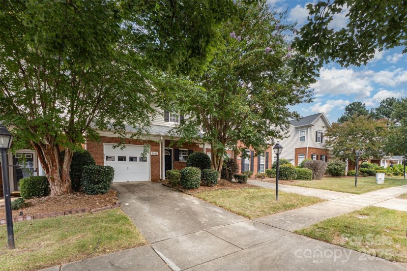 Property image 5 of 3832 Thomas Ridge Drive in Prosperity, Charlotte, NC 28269