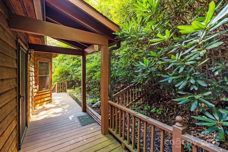 Property image 5 of 169 Hilltop Road in Spring Hill, Black Mountain, NC 28711