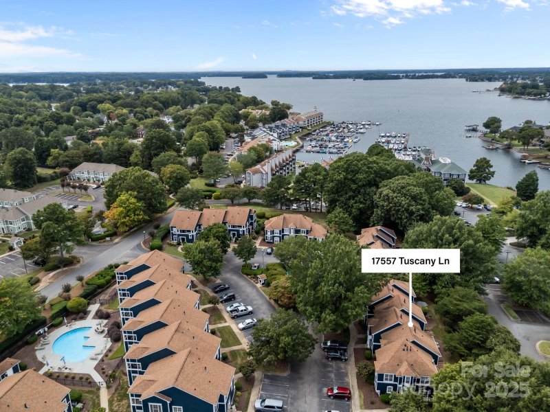 Property image 3 at 17557 Tuscany Lane, Cornelius, NC 28031