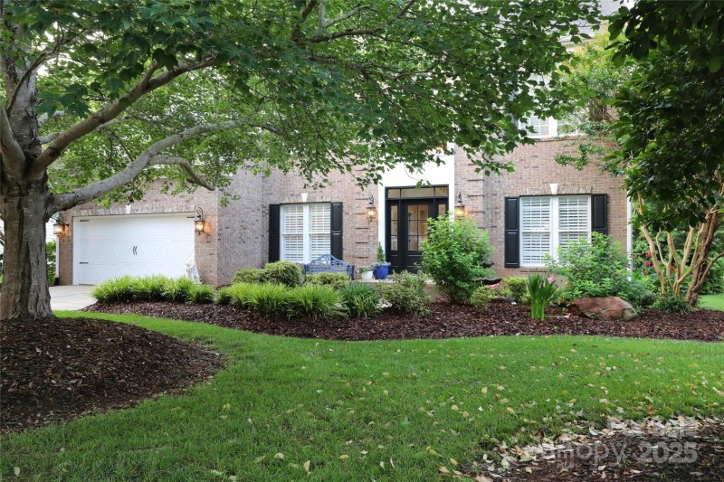 Property image 2 of 514 Circle Trace Road in Potters Trace, Wesley Chapel, NC 28110