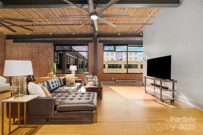 310 Arlington Avenue