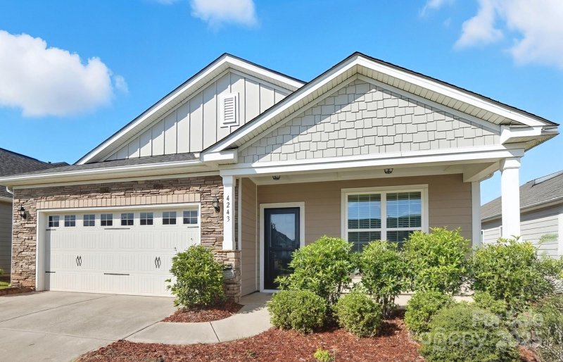 Property image 2 at 4243 Merrivale Drive, Lancaster, SC 29720