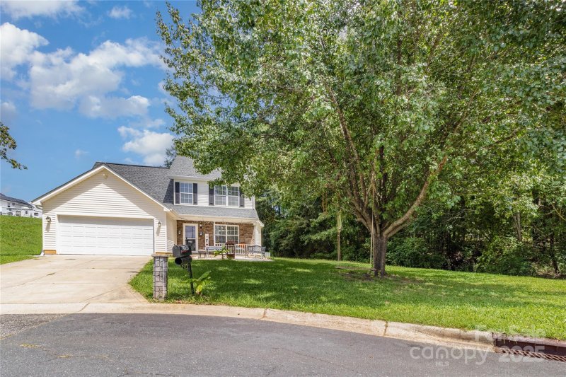 Property image 4 of 2600 Stagbuck Drive in Fawnbrook, Gastonia, NC 28052