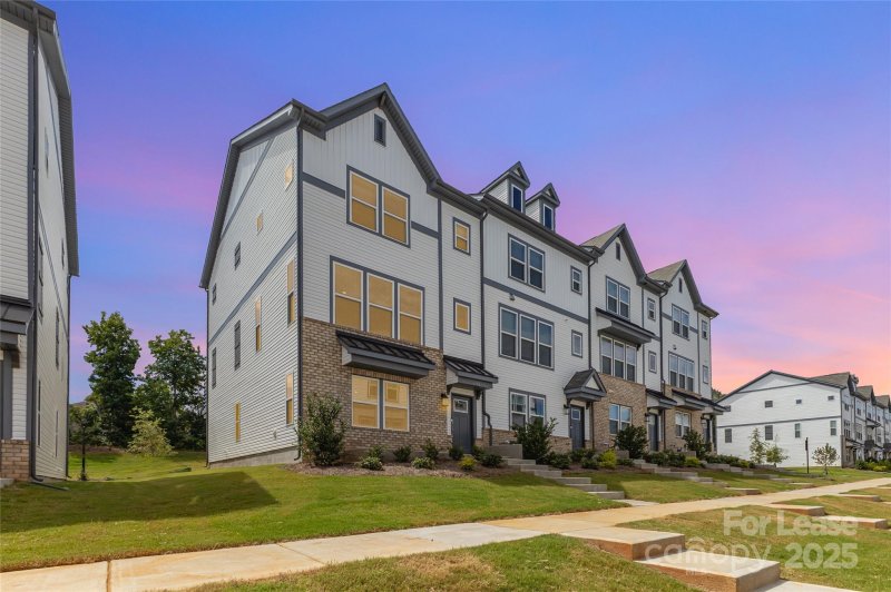 Property image 2 at 1742 Blanche Street, Charlotte, NC 28262