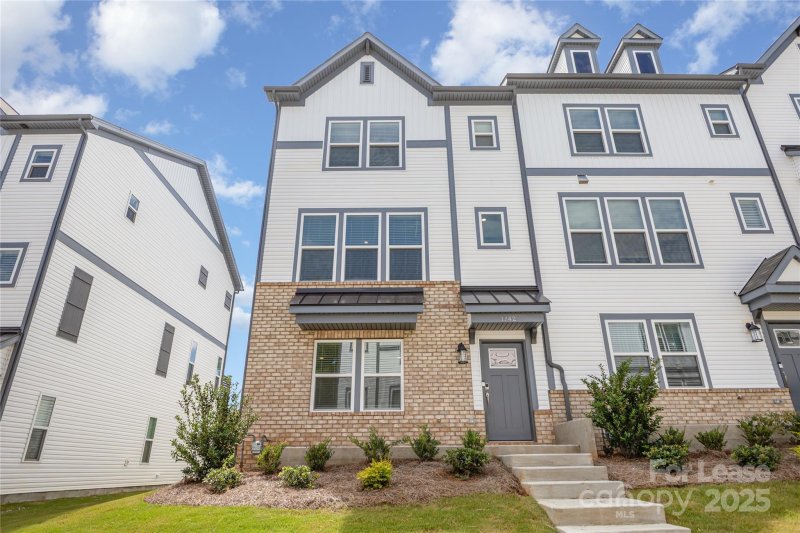 Property image 4 at 1742 Blanche Street, Charlotte, NC 28262