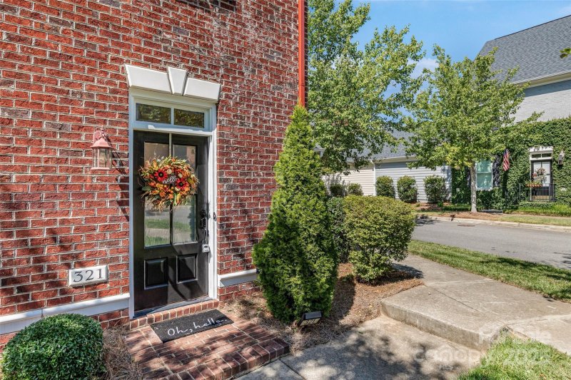 Property image 2 of 321 Landers Way in Belmont Reserve, Belmont, NC 28012