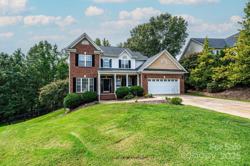 Property image 2 of 4963 Old River Drive in Old River Falls, Hickory, NC 28602