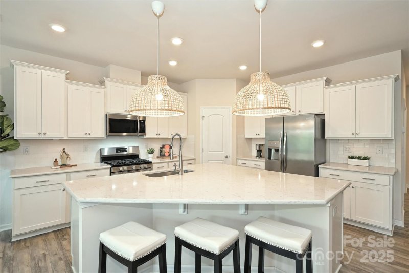 Property image 3 of 11110 Grenfell Avenue in Arrington, Huntersville, NC 28078