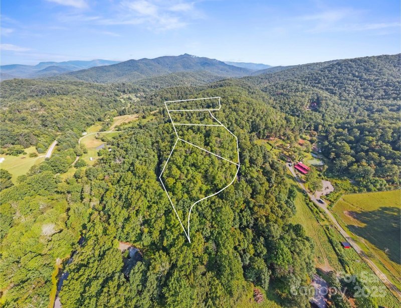 Property image 2 of Tbd Barts Branch Drive in Sweetwater Ridge, Balsam Grove, NC 28708