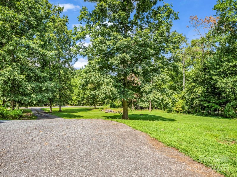 Property image 3 of 291 Holly Forest Drive in Holly Forest, Rutherfordton, NC 28139