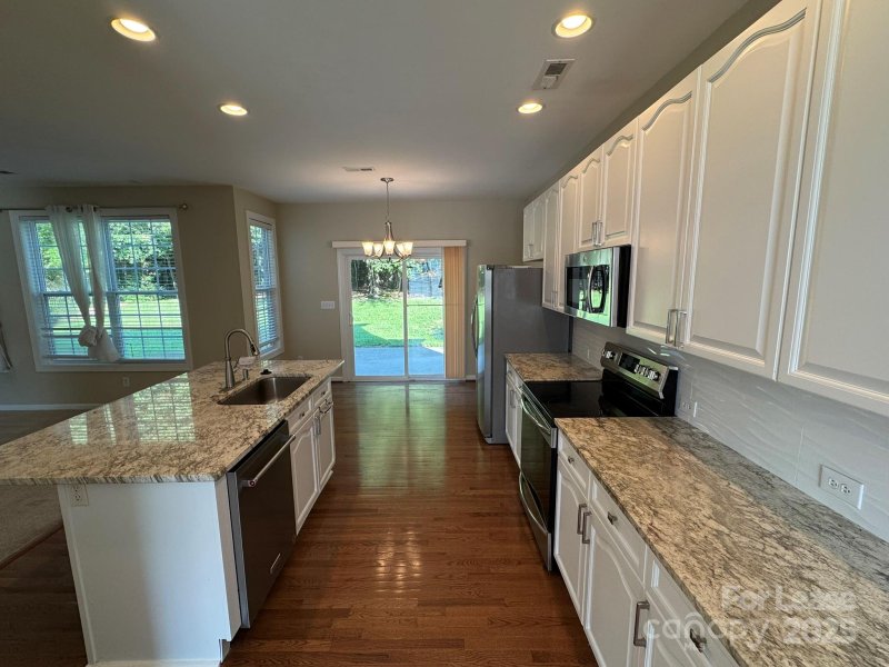 Property image 4 at 15620 Prescott Hill Avenue, Charlotte, NC 28277