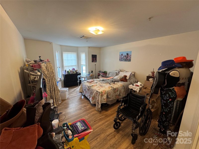 Property image 5 of 2564 Carya Pond Lane in Carya Pond Condo Homes, Charlotte, NC 28212