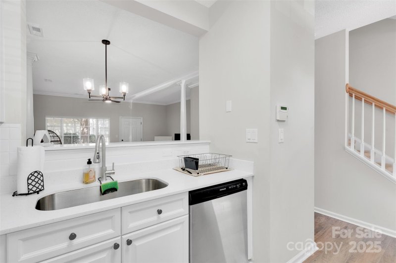 Property image 2 of 11548 Savannah Creek Drive in Savannah Townhomes, Charlotte, NC 28273