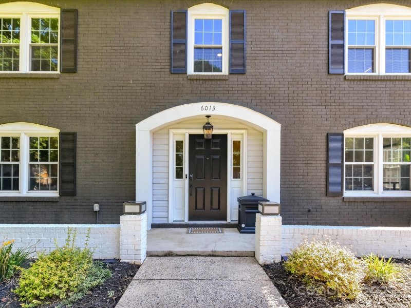 Property image 4 at 6013 Ferndale Place, Charlotte, NC 28215