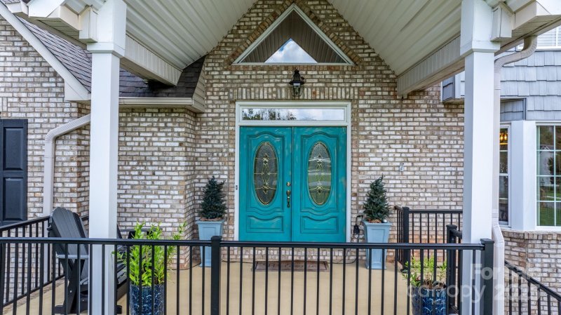 Property image 4 of 1801 Twin Ponds Drive in Bakers Springs, Hickory, NC 28602