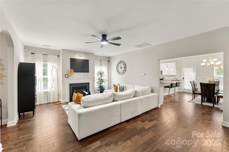 Property image 3 of 6308 Pamela Street in Biltmore Park, Huntersville, NC 28078