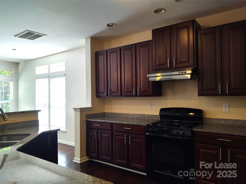 Property image 3 at 4300 Park South Station Boulevard, Charlotte, NC 28210