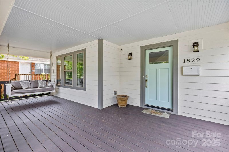 Property image 2 at 1829 Logie Avenue, Charlotte, NC 28205