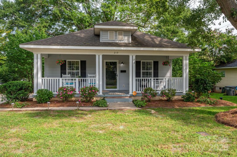 Property image 3 at 219 6th Street, Belmont, NC 28012