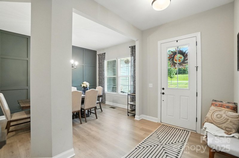 Property image 4 of 105 Lake Mist Drive in Lake Mist, Belmont, NC 28012