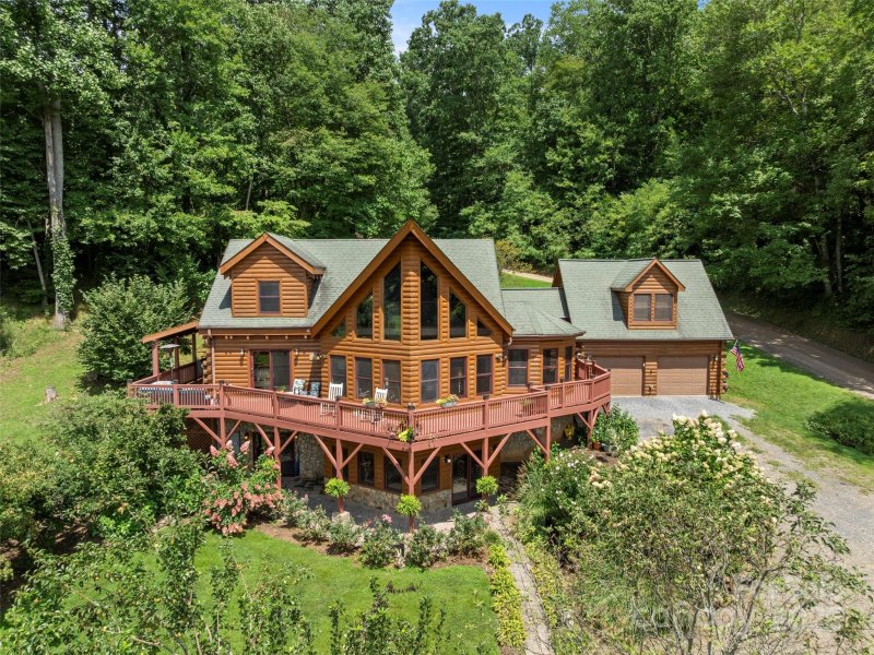 Property image 2 of 64 Cradling Cove in Cobblers Knob, Waynesville, NC 28785
