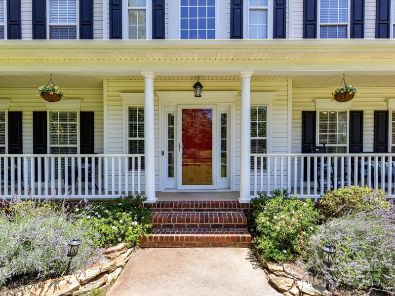 Property image 3 of 7628 Windsor Forest Place in Windsor Forest, Harrisburg, NC 28075