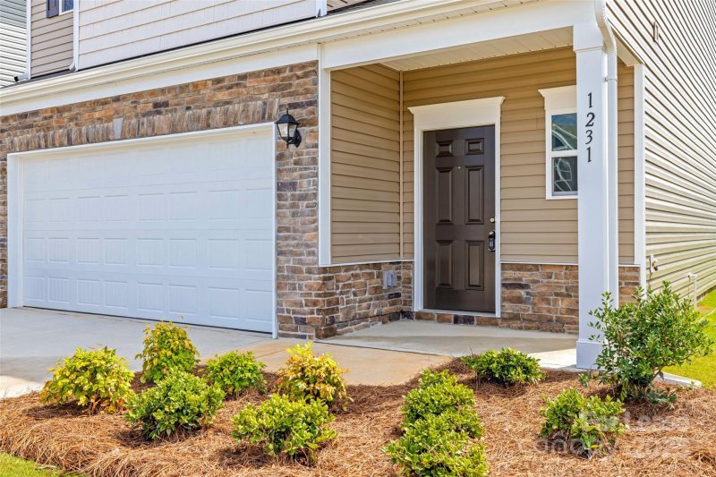 Property image 3 at 1231 Langston Lane, Salisbury, NC 28144