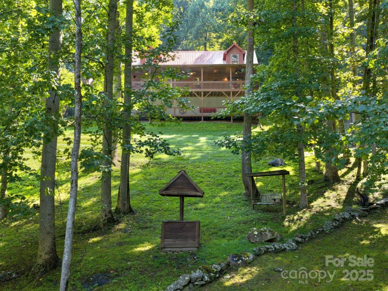 Property image 5 of 420 Chimney Rock Drive in Seven Glens, Weaverville, NC 28787