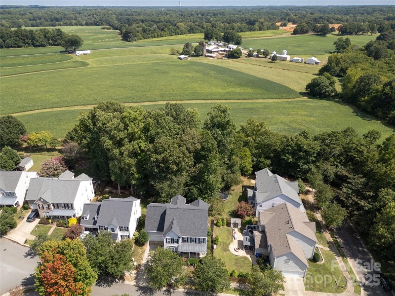 Property image 2 of 8712 Cool Meadow Drive in Gilead Ridge, Huntersville, NC 28078